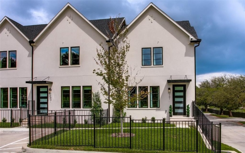 7207 Gaston Avenue #1004, Dallas, TX 75214, 2 Bedrooms Bedrooms, ,2 BathroomsBathrooms,Residential,For Sale,7207 Gaston Avenue,21013064