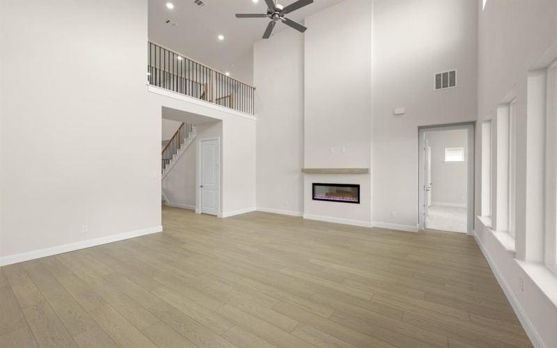 609 Bunchberry Street, Fort Worth, TX 76247, 4 Bedrooms Bedrooms, ,5 BathroomsBathrooms,Residential,For Sale,609 Bunchberry Street,0,21013081