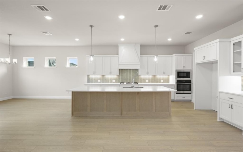 609 Bunchberry Street, Fort Worth, TX 76247, 4 Bedrooms Bedrooms, ,5 BathroomsBathrooms,Residential,For Sale,609 Bunchberry Street,0,21013081