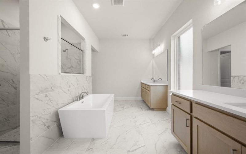 609 Bunchberry Street, Fort Worth, TX 76247, 4 Bedrooms Bedrooms, ,5 BathroomsBathrooms,Residential,For Sale,609 Bunchberry Street,0,21013081