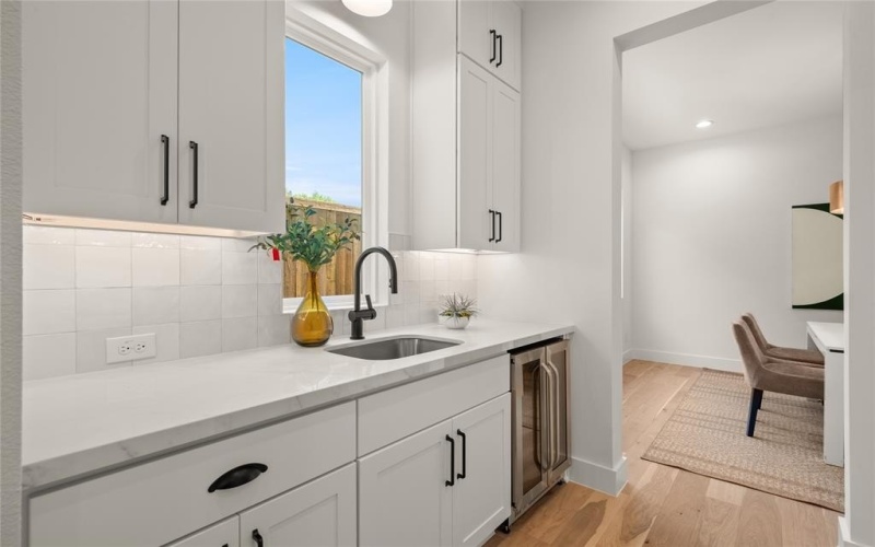 3515 Ingleside Drive, Dallas, TX 75229, 6 Habitaciones Habitaciones , ,6 BañosBaños,Residential,En Venta,3515 Ingleside Drive,21013181
