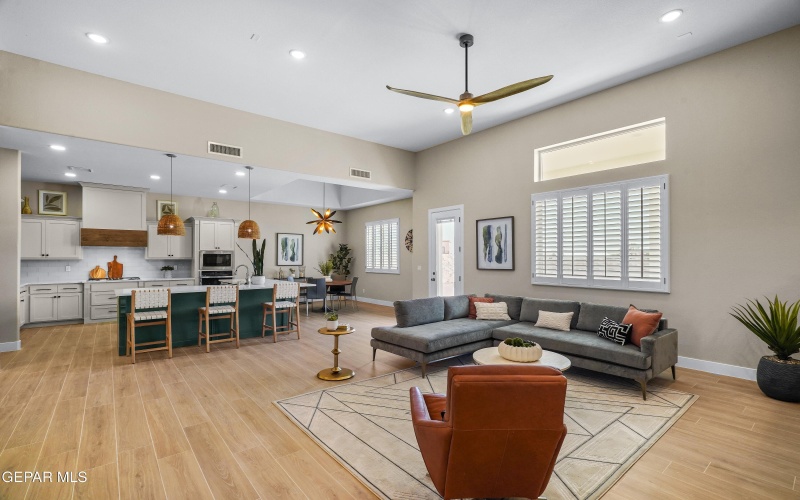 356 Emerald Pearl Drive, Horizon City, TX 79928, 4 Habitaciones Habitaciones , ,2 BañosBaños,Residential,En Venta,356 Emerald Pearl Drive,908933
