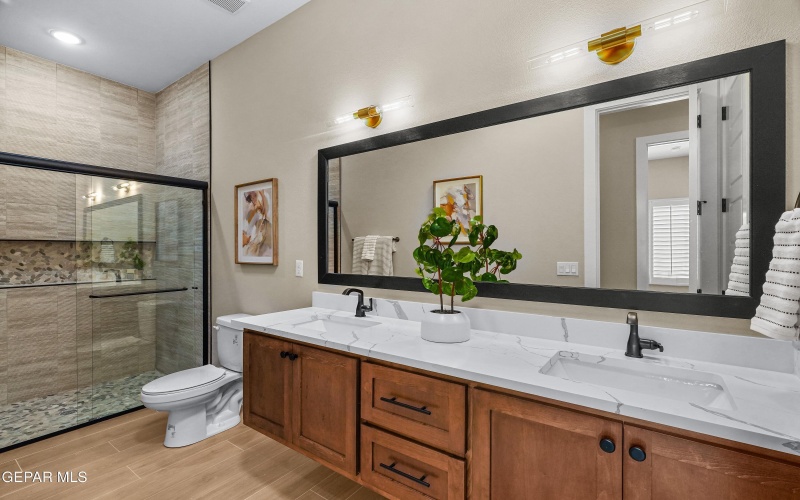 356 Emerald Pearl Drive, Horizon City, TX 79928, 4 Habitaciones Habitaciones , ,2 BañosBaños,Residential,En Venta,356 Emerald Pearl Drive,908933