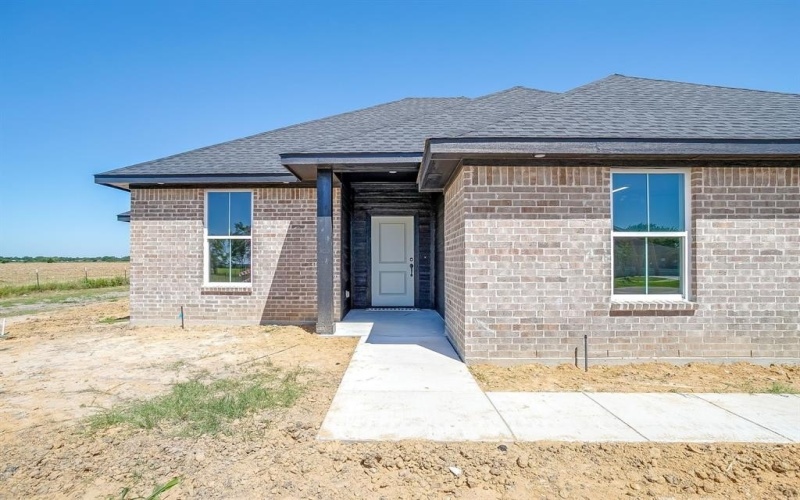 320 Cherry Point Drive, Palmer, TX 75152, 3 Bedrooms Bedrooms, ,2 BathroomsBathrooms,Residential,For Sale,320 Cherry Point Drive,21013434