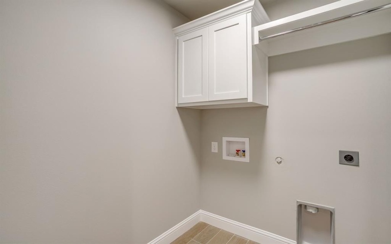 320 Cherry Point Drive, Palmer, TX 75152, 3 Bedrooms Bedrooms, ,2 BathroomsBathrooms,Residential,For Sale,320 Cherry Point Drive,21013434