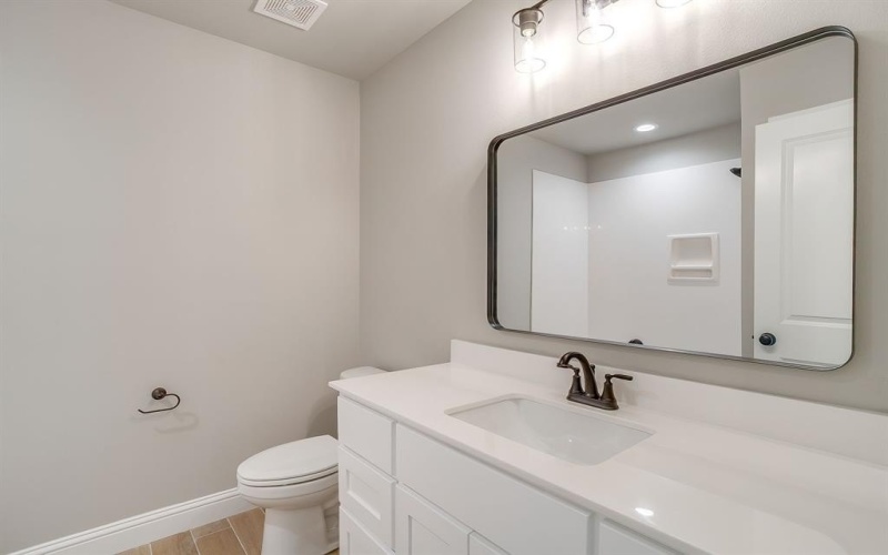320 Cherry Point Drive, Palmer, TX 75152, 3 Bedrooms Bedrooms, ,2 BathroomsBathrooms,Residential,For Sale,320 Cherry Point Drive,21013434