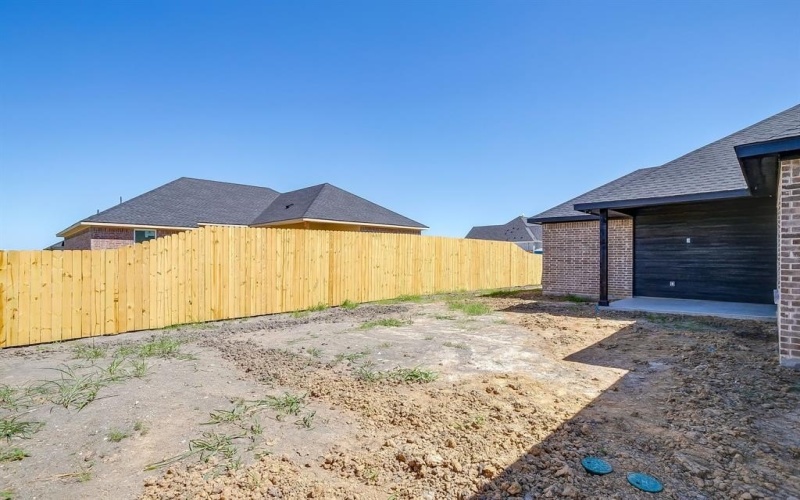 320 Cherry Point Drive, Palmer, TX 75152, 3 Bedrooms Bedrooms, ,2 BathroomsBathrooms,Residential,For Sale,320 Cherry Point Drive,21013434