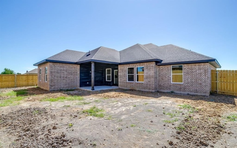 320 Cherry Point Drive, Palmer, TX 75152, 3 Bedrooms Bedrooms, ,2 BathroomsBathrooms,Residential,For Sale,320 Cherry Point Drive,21013434