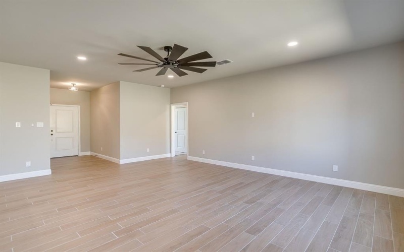 320 Cherry Point Drive, Palmer, TX 75152, 3 Bedrooms Bedrooms, ,2 BathroomsBathrooms,Residential,For Sale,320 Cherry Point Drive,21013434