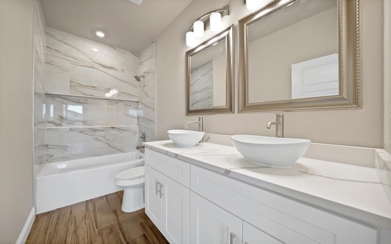 2528 Deer Trail, Granbury, TX 76048, 3 Bedrooms Bedrooms, ,2 BathroomsBathrooms,Residential,For Sale,2528 Deer Trail,21013508