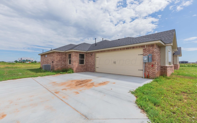 9400 BETHPAGE Avenue, Amarillo, TX 79119, 5 Bedrooms Bedrooms, ,3 BathroomsBathrooms,Residential,For Sale,9400 BETHPAGE Avenue,0,25-6627