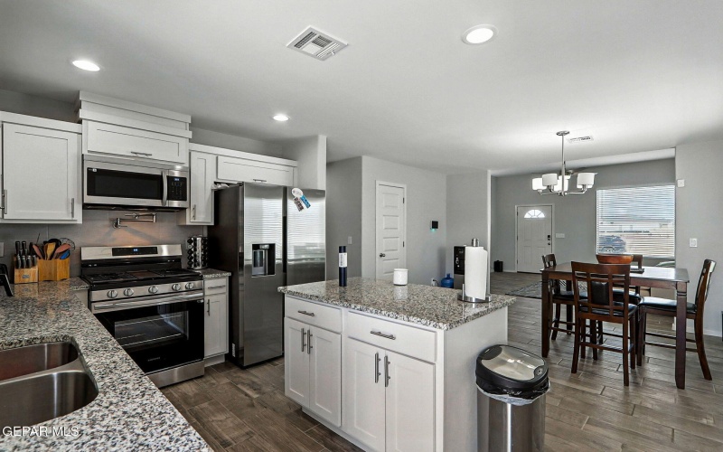 837 Paseo Drusey Place, Horizon City, TX 79928, 4 Habitaciones Habitaciones , ,2 BañosBaños,Residential,En Venta,837 Paseo Drusey Place,927160