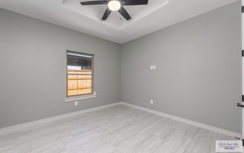 2101 NEW COMBES RD, HARLINGEN, TX 78550, ,Residential Multi Family,For Sale,2101 NEW COMBES RD,29762661