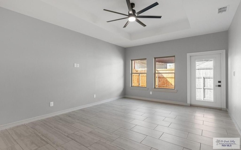2101 NEW COMBES RD, HARLINGEN, TX 78550, ,Residential Multi Family,For Sale,2101 NEW COMBES RD,29762661