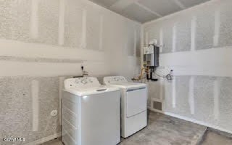 935 Follifoot Place, El Paso, TX 79928, 3 Bedrooms Bedrooms, ,2 BathroomsBathrooms,Residential,For Sale,935 Follifoot Place,909022