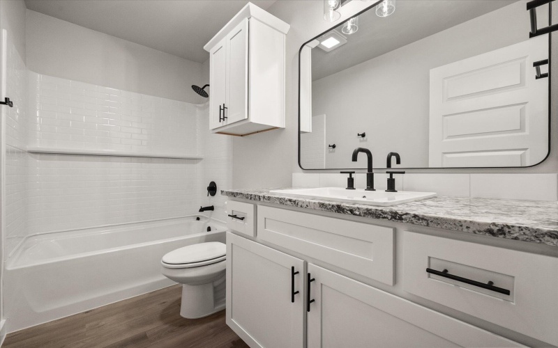 5409 106th Street, Lubbock, TX 79424, 4 Bedrooms Bedrooms, ,3 BathroomsBathrooms,Residential,For Sale,5409 106th Street,0,202558350