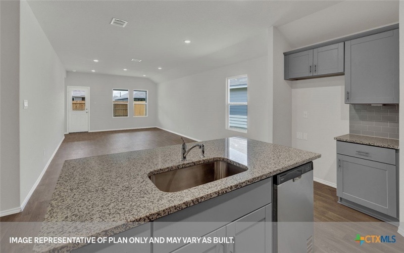 260 YOSEMITE Drive, Kyle, TX 78640, 4 Habitaciones Habitaciones , ,2 BañosBaños,Residential,En Venta,260 YOSEMITE Drive,587781