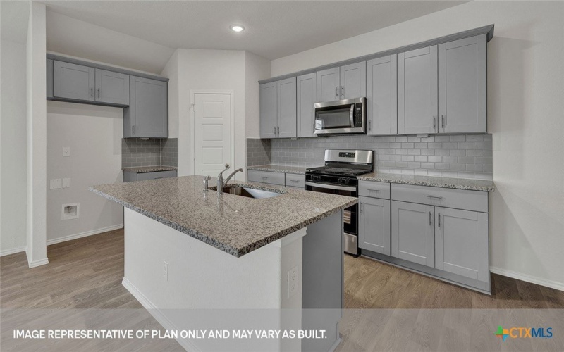 260 YOSEMITE Drive, Kyle, TX 78640, 4 Habitaciones Habitaciones , ,2 BañosBaños,Residential,En Venta,260 YOSEMITE Drive,587781