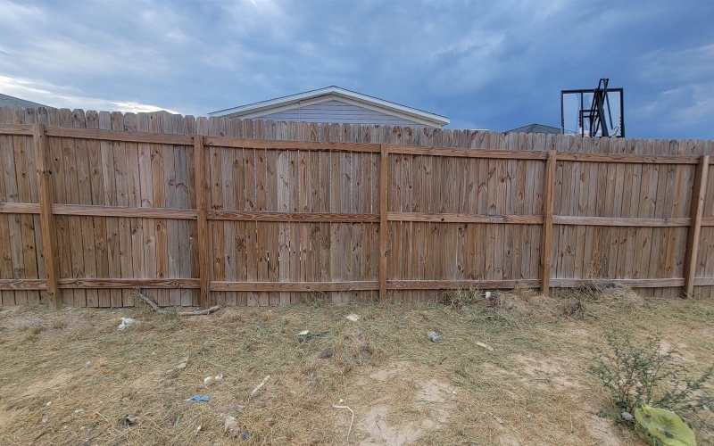 5316 Galicia Lane, Laredo, TX 78046, 3 Bedrooms Bedrooms, ,2 BathroomsBathrooms,Residential,For Sale,5316 Galicia Lane,20253241