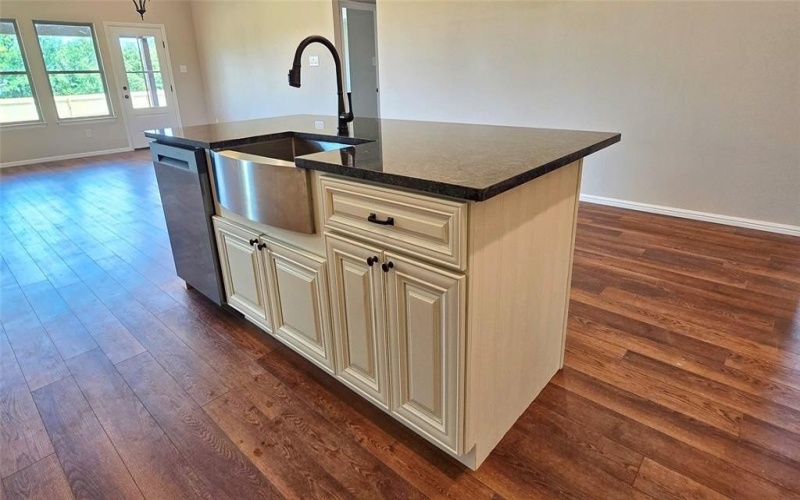 1416 Oak Valley, Denton, TX 76209, 4 Bedrooms Bedrooms, ,2 BathroomsBathrooms,Residential,For Sale,1416 Oak Valley,0,20982087