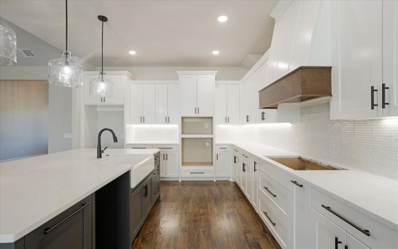 40 Luther Lane, Sherman, TX 75090, 4 Bedrooms Bedrooms, ,3 BathroomsBathrooms,Residential,For Sale,40 Luther Lane,0,21007806