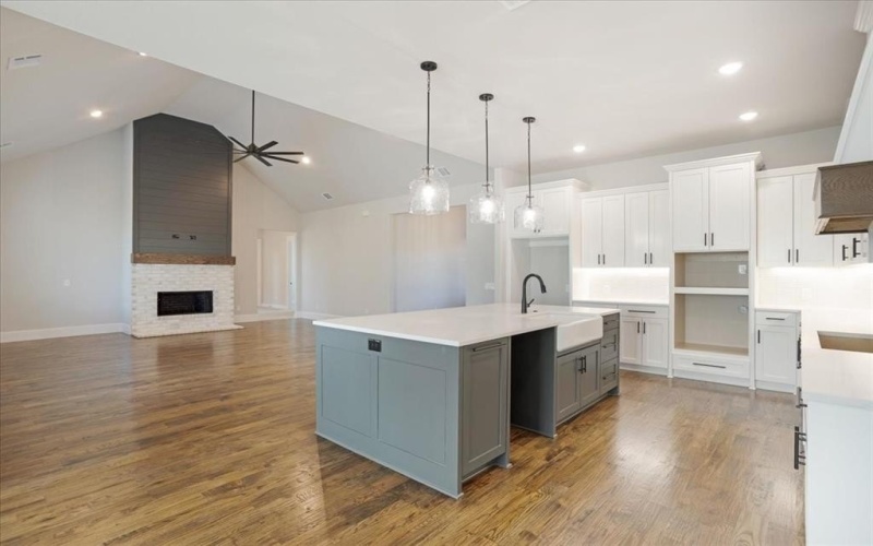 40 Luther Lane, Sherman, TX 75090, 4 Bedrooms Bedrooms, ,3 BathroomsBathrooms,Residential,For Sale,40 Luther Lane,0,21007806