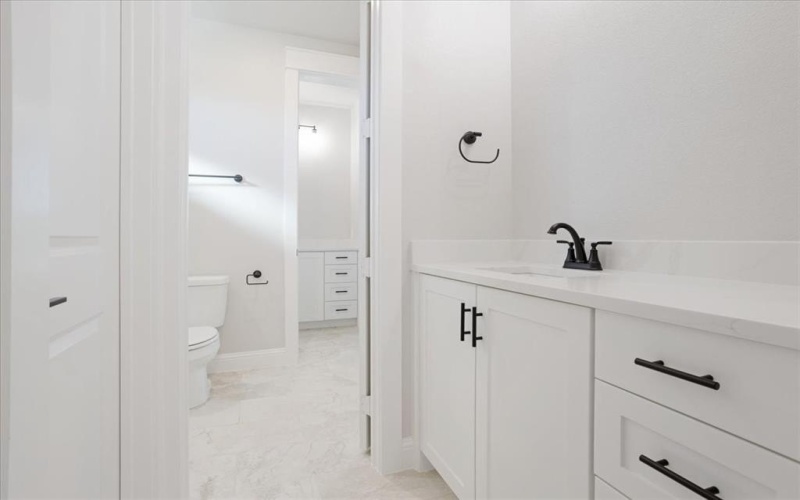 40 Luther Lane, Sherman, TX 75090, 4 Bedrooms Bedrooms, ,3 BathroomsBathrooms,Residential,For Sale,40 Luther Lane,0,21007806