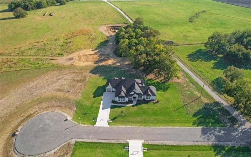 40 Luther Lane, Sherman, TX 75090, 4 Bedrooms Bedrooms, ,3 BathroomsBathrooms,Residential,For Sale,40 Luther Lane,0,21007806