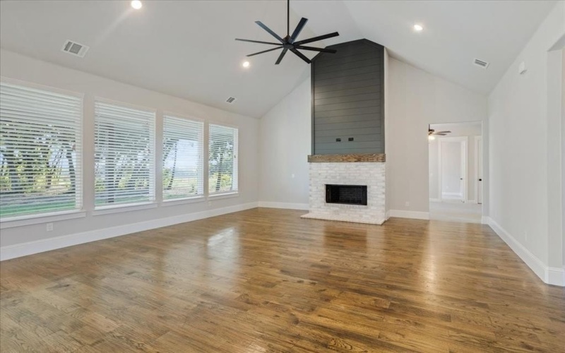 40 Luther Lane, Sherman, TX 75090, 4 Bedrooms Bedrooms, ,3 BathroomsBathrooms,Residential,For Sale,40 Luther Lane,0,21007806