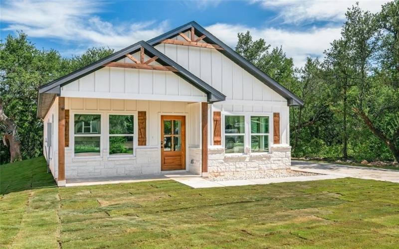 807 Arrowhead Drive, Granbury, TX 76137, 3 Habitaciones Habitaciones , ,2 BañosBaños,Residential,En Venta,807 Arrowhead Drive,21012680