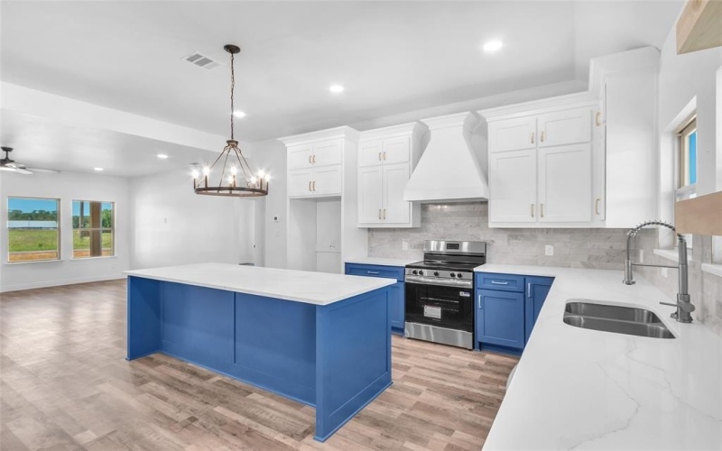 109 Oakdale Road, Trinidad, TX 75163, 3 Bedrooms Bedrooms, ,2 BathroomsBathrooms,Residential,For Sale,109 Oakdale Road,21012866
