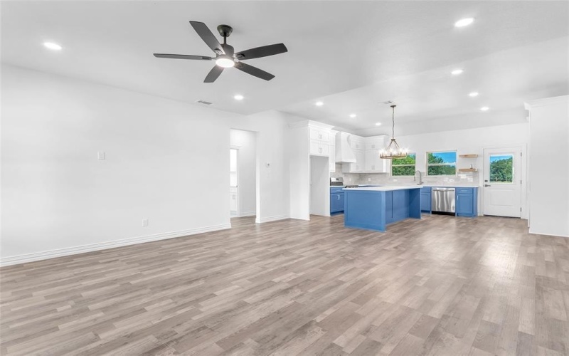 109 Oakdale Road, Trinidad, TX 75163, 3 Bedrooms Bedrooms, ,2 BathroomsBathrooms,Residential,For Sale,109 Oakdale Road,21012866