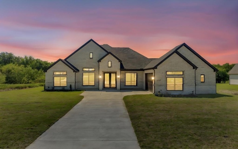 4217 Southern Oaks Drive, Royse City, TX 75189, 4 Habitaciones Habitaciones , ,2 BañosBaños,Residential,En Venta,4217 Southern Oaks Drive,21013597