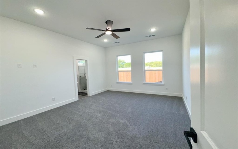 3210 Houston Street, Greenville, TX 75401, 4 Bedrooms Bedrooms, ,2 BathroomsBathrooms,Residential,For Sale,3210 Houston Street,21013644