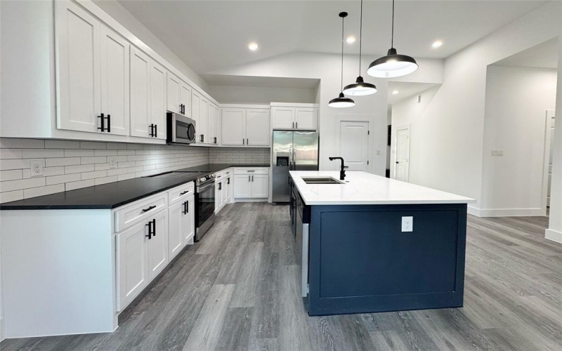 3210 Houston Street, Greenville, TX 75401, 4 Bedrooms Bedrooms, ,2 BathroomsBathrooms,Residential,For Sale,3210 Houston Street,21013644