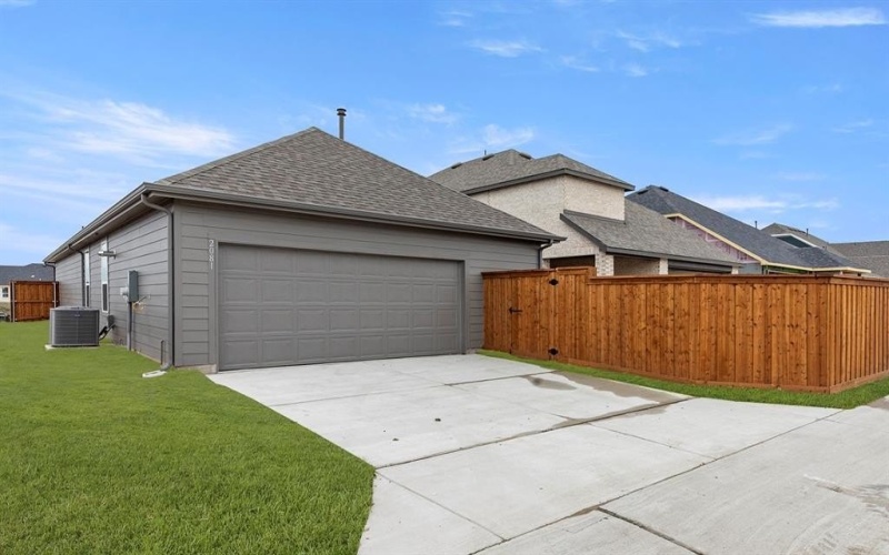 2017 Bayfront Drive, Royse City, TX 75189, 3 Bedrooms Bedrooms, ,2 BathroomsBathrooms,Residential,For Sale,2017 Bayfront Drive,21013714