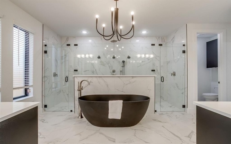 3914 W 5th Street, Fort Worth, TX 76107, 4 Bedrooms Bedrooms, ,3 BathroomsBathrooms,Residential,For Sale,3914 W 5th Street,21013717