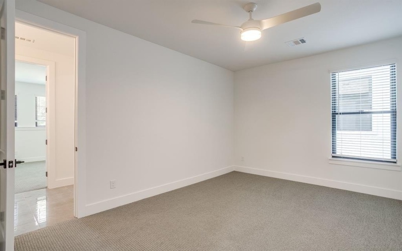 3914 W 5th Street, Fort Worth, TX 76107, 4 Bedrooms Bedrooms, ,3 BathroomsBathrooms,Residential,For Sale,3914 W 5th Street,21013717