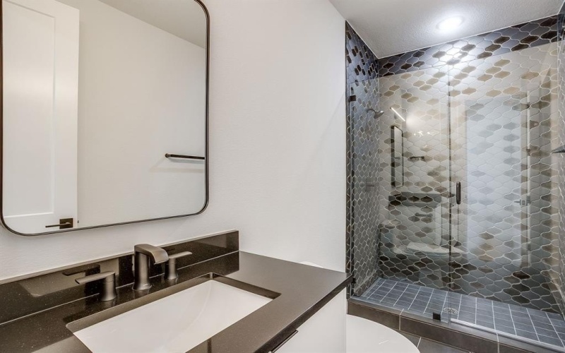 3914 W 5th Street, Fort Worth, TX 76107, 4 Bedrooms Bedrooms, ,3 BathroomsBathrooms,Residential,For Sale,3914 W 5th Street,21013717
