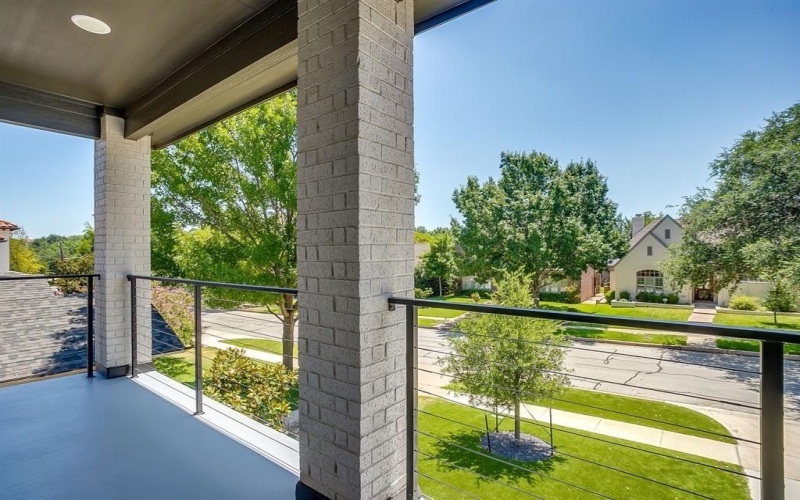 3914 W 5th Street, Fort Worth, TX 76107, 4 Bedrooms Bedrooms, ,3 BathroomsBathrooms,Residential,For Sale,3914 W 5th Street,21013717