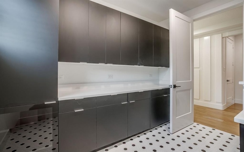 3914 W 5th Street, Fort Worth, TX 76107, 4 Bedrooms Bedrooms, ,3 BathroomsBathrooms,Residential,For Sale,3914 W 5th Street,21013717