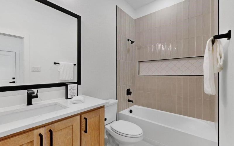 1822 Meadowview, Canton, TX 75103, 4 Habitaciones Habitaciones , ,3 BañosBaños,Residential,En Venta,1822 Meadowview,21013721
