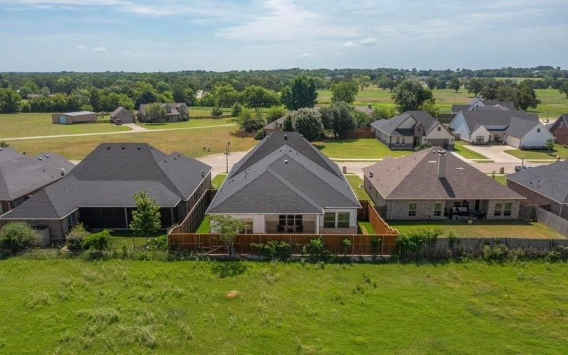 1822 Meadowview, Canton, TX 75103, 4 Habitaciones Habitaciones , ,3 BañosBaños,Residential,En Venta,1822 Meadowview,21013721