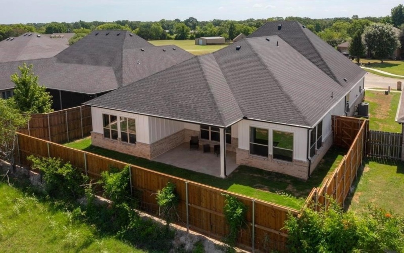 1822 Meadowview, Canton, TX 75103, 4 Habitaciones Habitaciones , ,3 BañosBaños,Residential,En Venta,1822 Meadowview,21013721