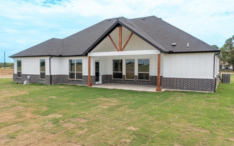194 VZ County Road 3910, Wills Point, TX 75169, 4 Habitaciones Habitaciones , ,3 BañosBaños,Residential,En Venta,194 VZ County Road 3910,21013833