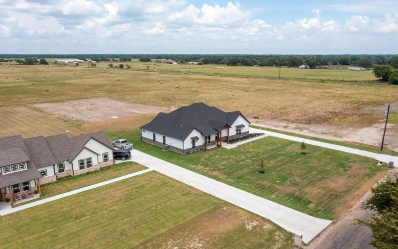 194 VZ County Road 3910, Wills Point, TX 75169, 4 Habitaciones Habitaciones , ,3 BañosBaños,Residential,En Venta,194 VZ County Road 3910,21013833
