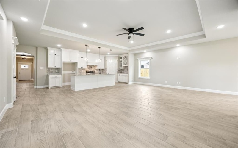 1209 S. Rockwall Ave., Terrell, TX 75160, 4 Habitaciones Habitaciones , ,2 BañosBaños,Residential,En Venta,1209 S. Rockwall Ave.,21013947