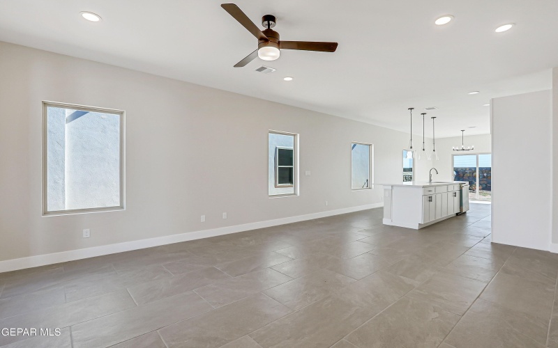 12328 Ben Dowell Way, El Paso, TX 79934, 3 Bedrooms Bedrooms, ,1 BathroomBathrooms,Residential,For Sale,12328 Ben Dowell Way,0,909403