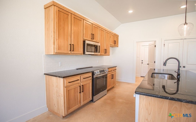 7812 Smoke Creek Lane, Temple, TX 76502, 3 Bedrooms Bedrooms, ,2 BathroomsBathrooms,Residential,For Sale,7812 Smoke Creek Lane,587689