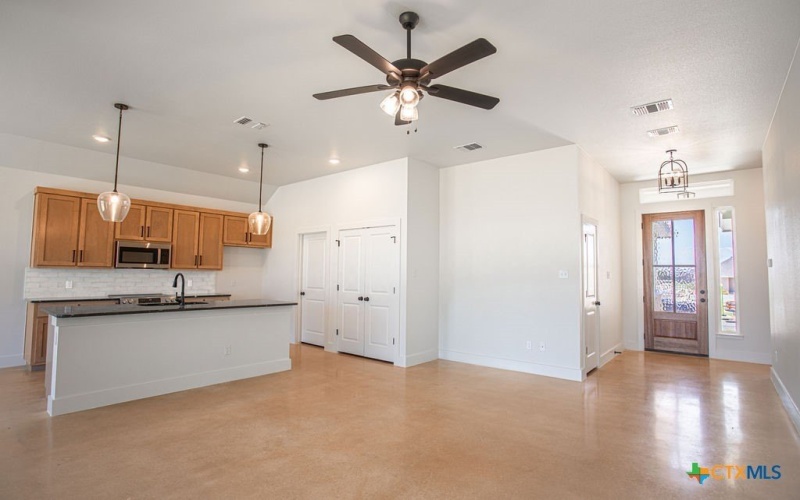 7812 Smoke Creek Lane, Temple, TX 76502, 3 Bedrooms Bedrooms, ,2 BathroomsBathrooms,Residential,For Sale,7812 Smoke Creek Lane,587689
